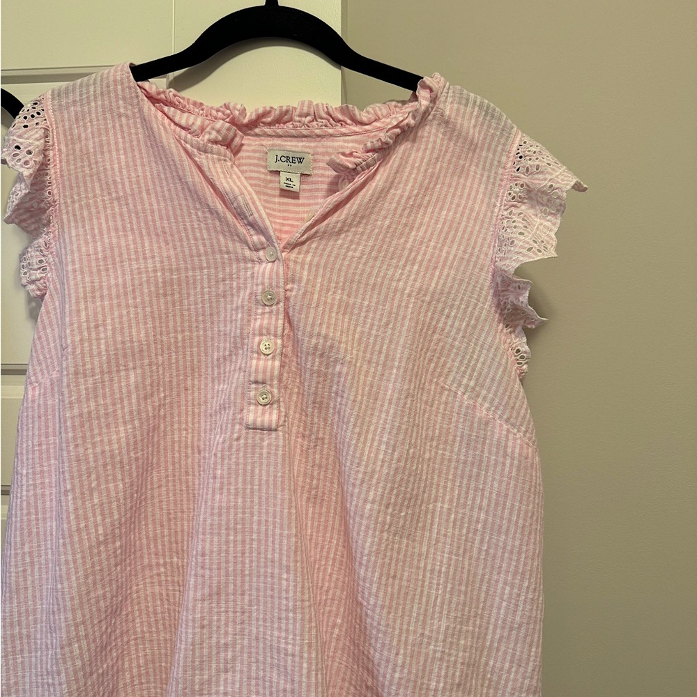 i absolutely love this j crew shirt! bought it recently and have never worn it! - Picture 1 of 2